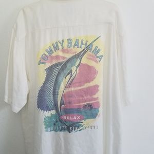 Tommy Bahama Marlin Fish Print Size Medium